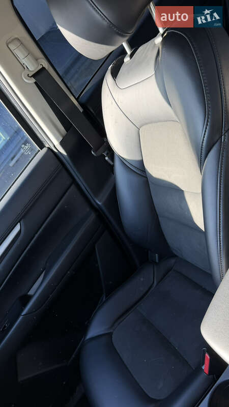 Внедорожник / Кроссовер Mazda CX-5 2018 в Петропавловской Борщаговке фото 9 Внедорожник / Кроссовер Mazda CX-5 2018 в Петропавловской Борщаговке