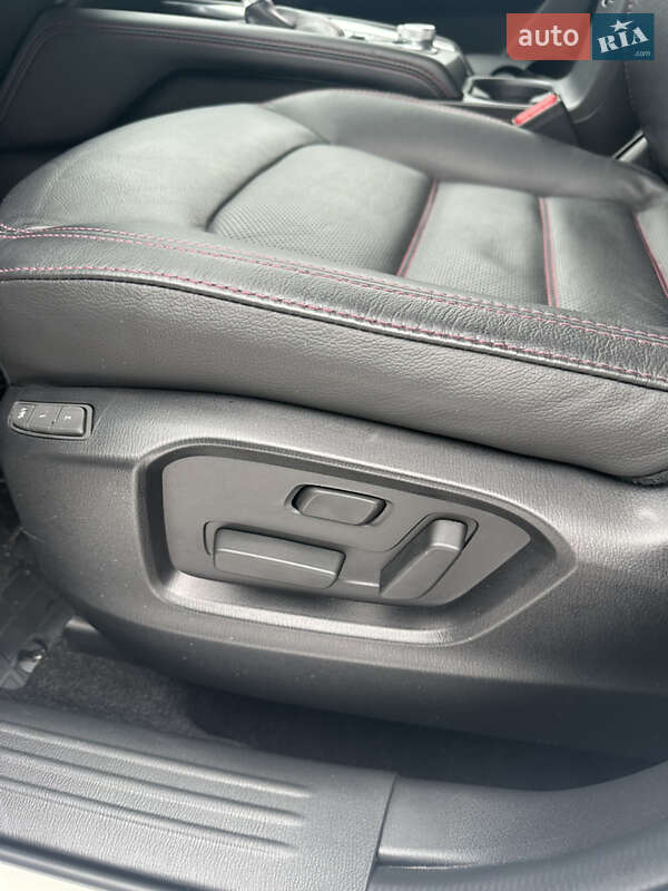 Внедорожник / Кроссовер Mazda CX-5 2024 в Днепре