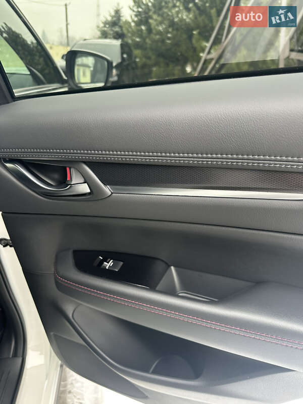 Внедорожник / Кроссовер Mazda CX-5 2024 в Днепре