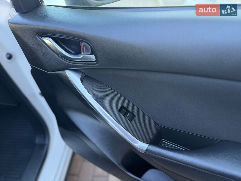 Внедорожник / Кроссовер Mazda CX-5 2014 в Ровно