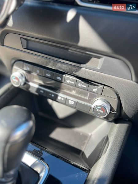 Внедорожник / Кроссовер Mazda CX-5 2019 в Сарнах