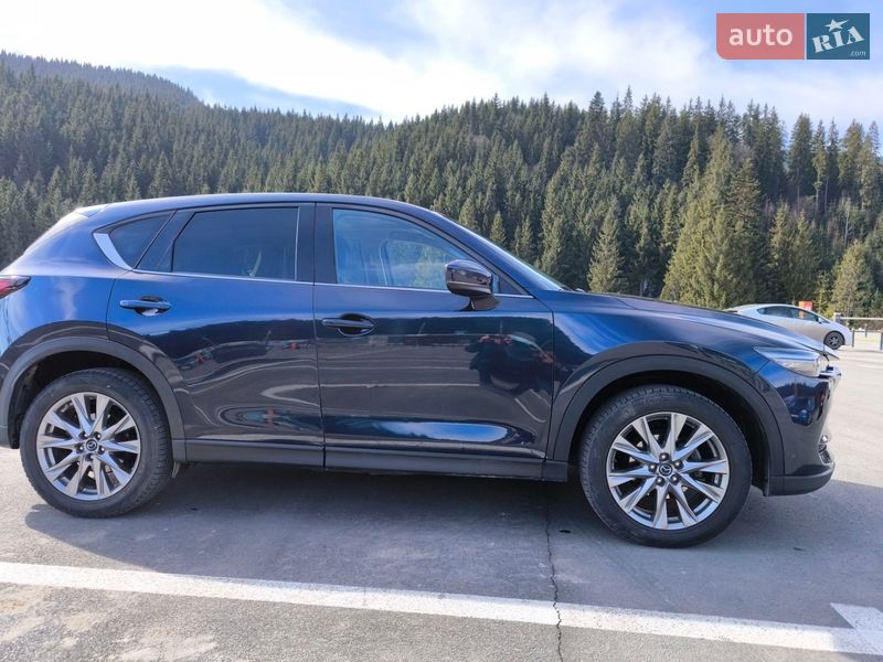 Внедорожник / Кроссовер Mazda CX-5 2019 в Буковеле