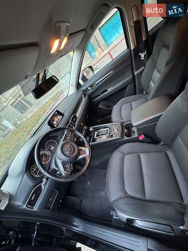 Внедорожник / Кроссовер Mazda CX-5 2017 в Киеве