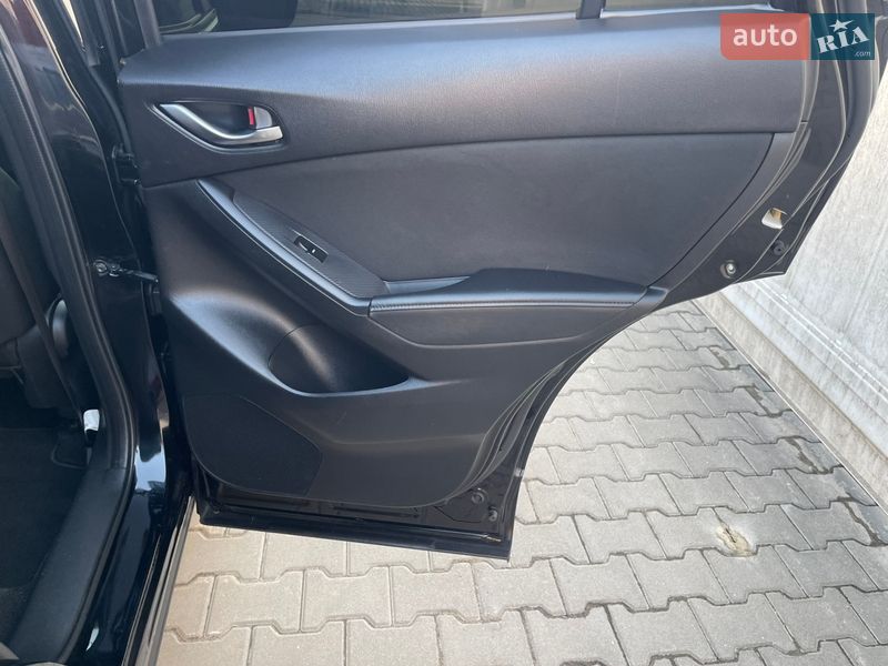 Внедорожник / Кроссовер Mazda CX-5 2015 в Рожище