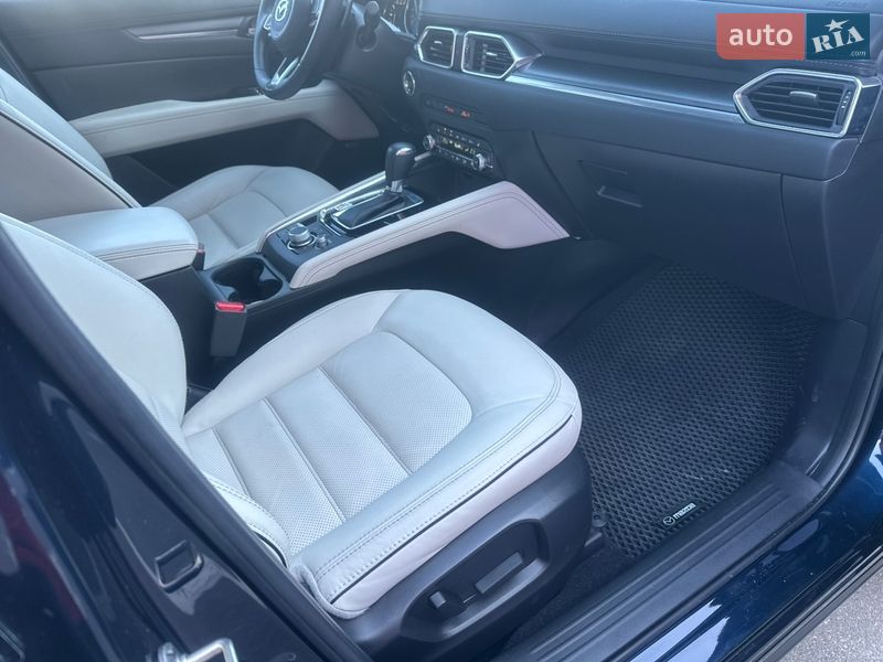 Внедорожник / Кроссовер Mazda CX-5 2024 в Киеве