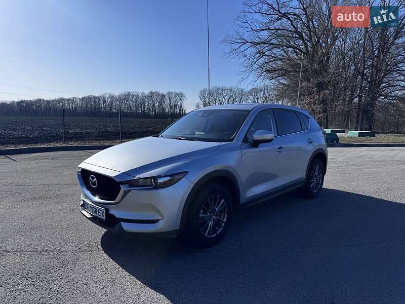 Позашляховик / Кросовер Mazda CX-5 2017 в Золотоноші