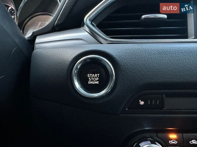 Внедорожник / Кроссовер Mazda CX-5 2017 в Днепре