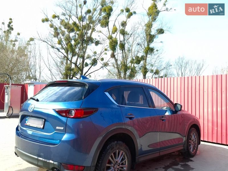 Внедорожник / Кроссовер Mazda CX-5 2017 в Бродах