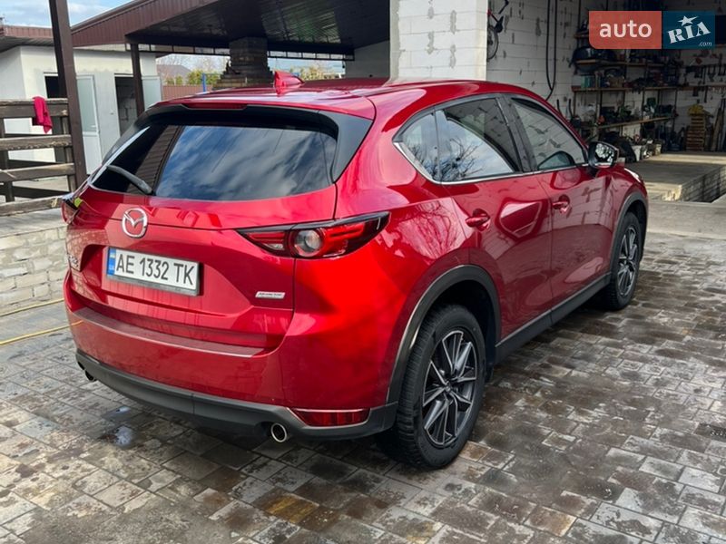 Позашляховик / Кросовер Mazda CX-5 2017 в Дніпрі
