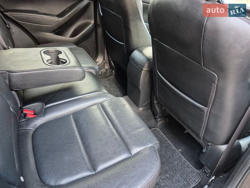 Внедорожник / Кроссовер Mazda CX-5 2016 в Ровно