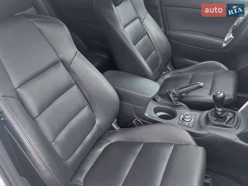 Позашляховик / Кросовер Mazda CX-5 2012 в Рівному фото 5 Позашляховик / Кросовер Mazda CX-5 2012 в Рівному