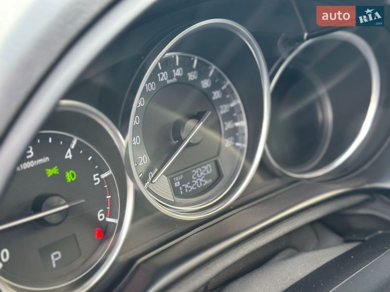 Внедорожник / Кроссовер Mazda CX-5 2015 в Стрые