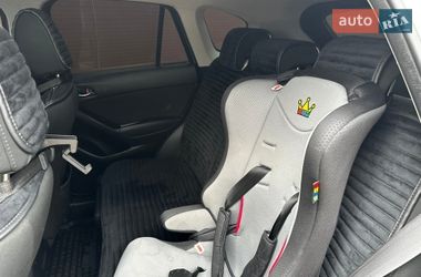 Внедорожник / Кроссовер Mazda CX-5 2016 в Гайсине