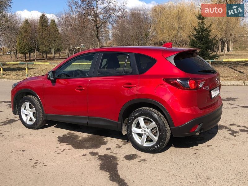 Позашляховик / Кросовер Mazda CX-5 2015 в Рівному