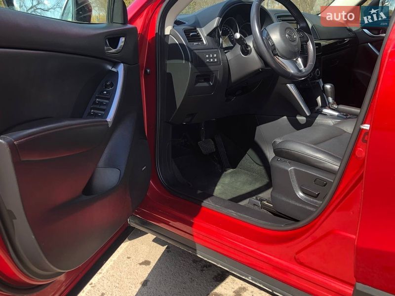 Позашляховик / Кросовер Mazda CX-5 2015 в Рівному