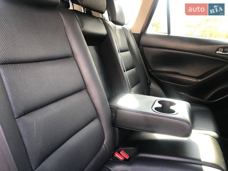 Позашляховик / Кросовер Mazda CX-5 2015 в Рівному