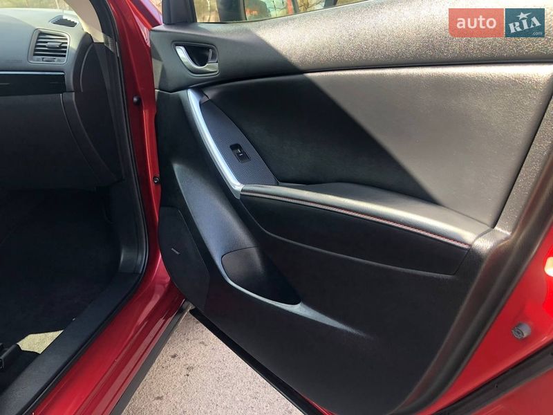 Позашляховик / Кросовер Mazda CX-5 2015 в Рівному