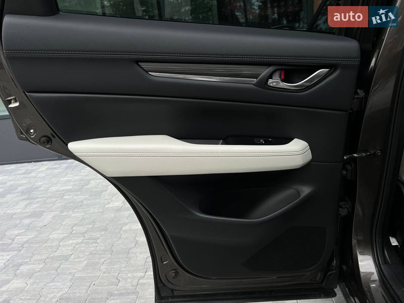 Позашляховик / Кросовер Mazda CX-5 2018 в Києві фото 39 Позашляховик / Кросовер Mazda CX-5 2018 в Києві