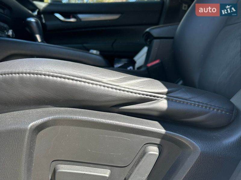 Внедорожник / Кроссовер Mazda CX-5 2019 в Киеве