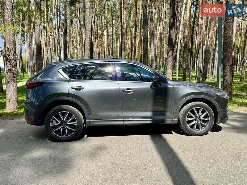 Внедорожник / Кроссовер Mazda CX-5 2017 в Киеве