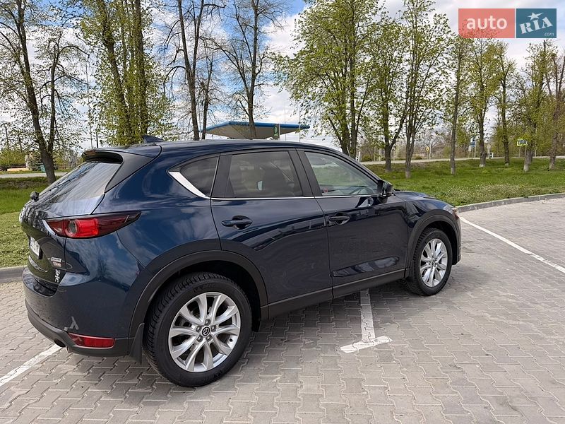 Внедорожник / Кроссовер Mazda CX-5 2017 в Виннице