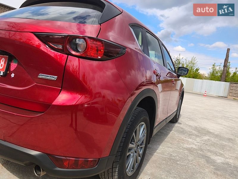 Внедорожник / Кроссовер Mazda CX-5 2017 в Кривом Роге