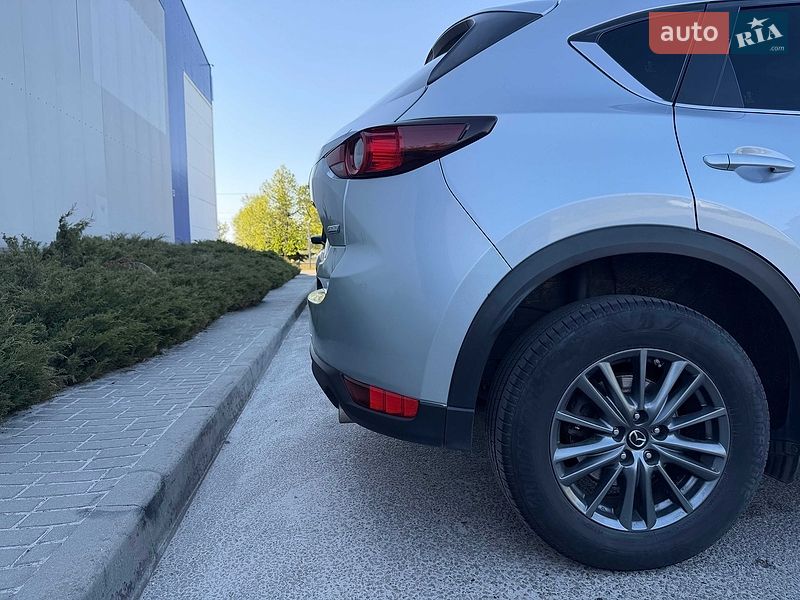 Внедорожник / Кроссовер Mazda CX-5 2017 в Днепре