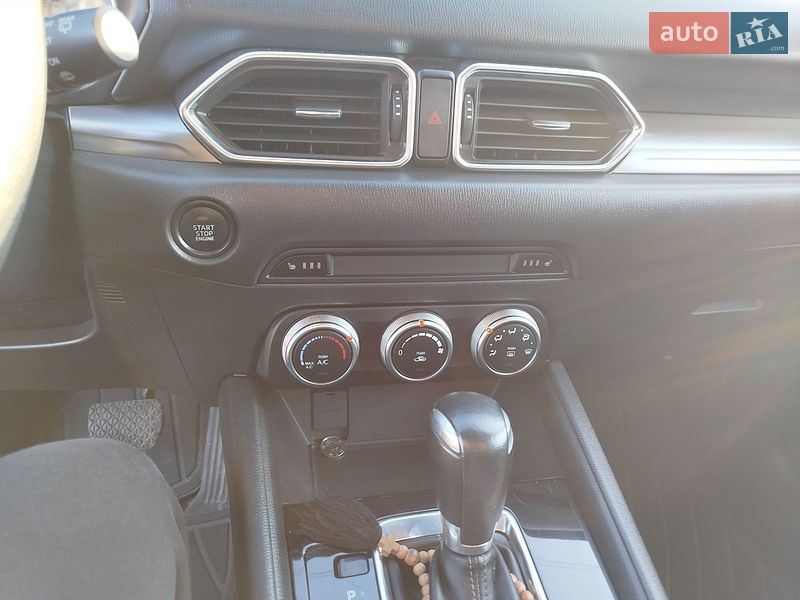 Внедорожник / Кроссовер Mazda CX-5 2019 в Киеве