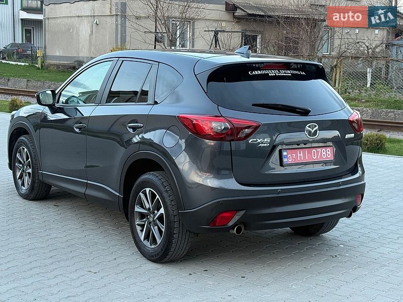 Внедорожник / Кроссовер Mazda CX-5 2015 в Сарнах