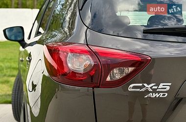 Внедорожник / Кроссовер Mazda CX-5 2016 в Луцке