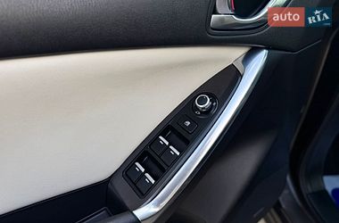 Внедорожник / Кроссовер Mazda CX-5 2016 в Луцке