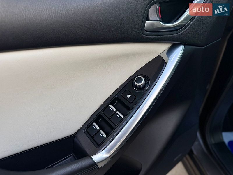 Внедорожник / Кроссовер Mazda CX-5 2016 в Луцке