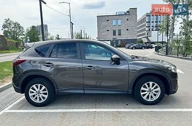 Внедорожник / Кроссовер Mazda CX-5 2016 в Киеве