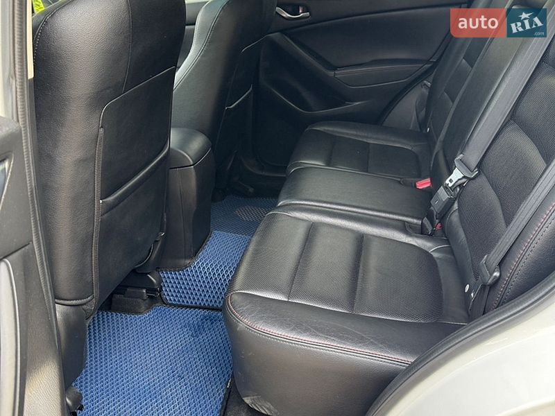 Внедорожник / Кроссовер Mazda CX-5 2012 в Ирпене