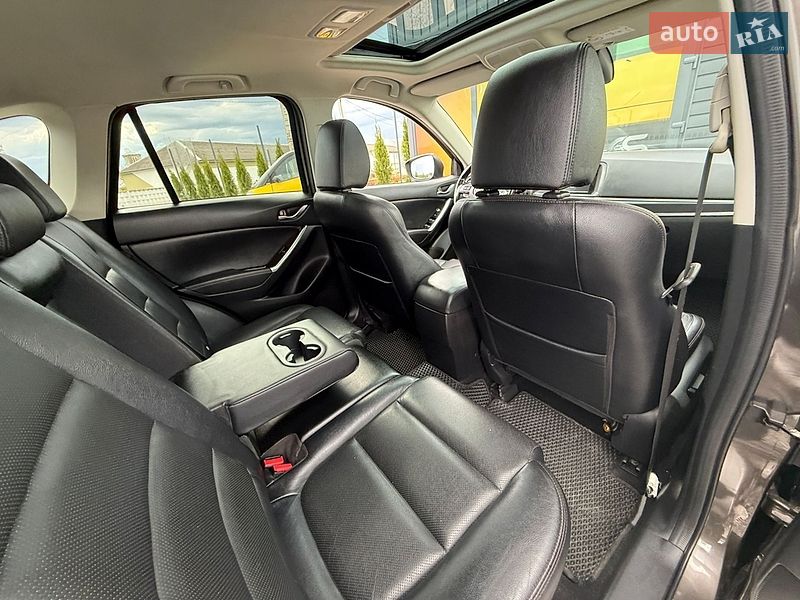 Внедорожник / Кроссовер Mazda CX-5 2016 в Стрые