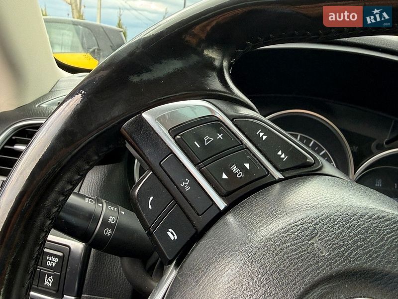 Внедорожник / Кроссовер Mazda CX-5 2016 в Стрые
