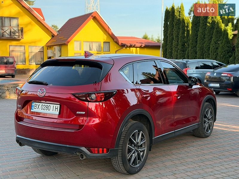 Внедорожник / Кроссовер Mazda CX-5 2018 в Староконстантинове