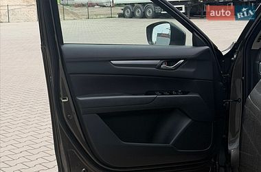Внедорожник / Кроссовер Mazda CX-5 2017 в Киеве