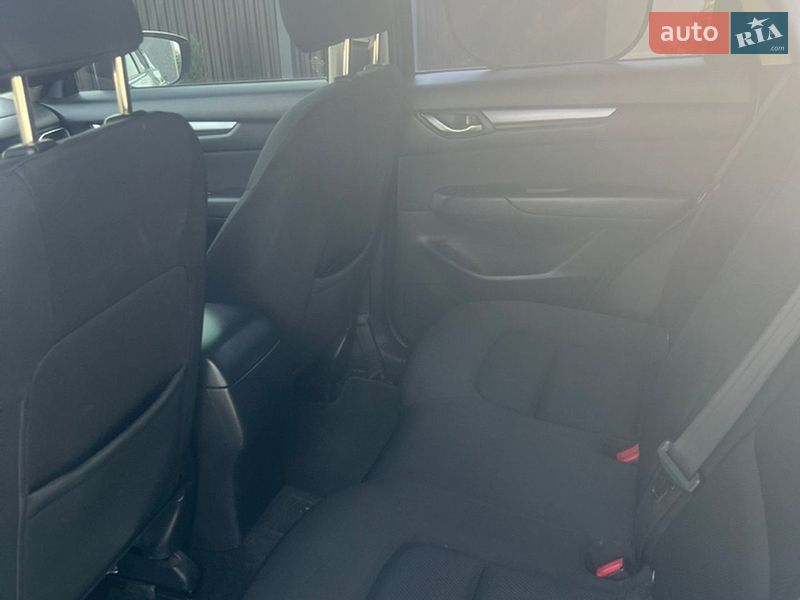Внедорожник / Кроссовер Mazda CX-5 2018 в Ужгороде фото 17 Внедорожник / Кроссовер Mazda CX-5 2018 в Ужгороде