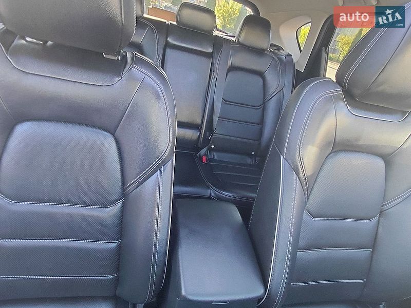 Внедорожник / Кроссовер Mazda CX-5 2025 в Житомире