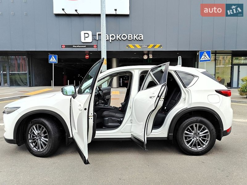 Внедорожник / Кроссовер Mazda CX-5 2018 в Киеве