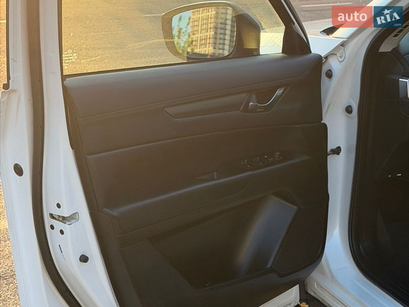Внедорожник / Кроссовер Mazda CX-5 2019 в Киеве
