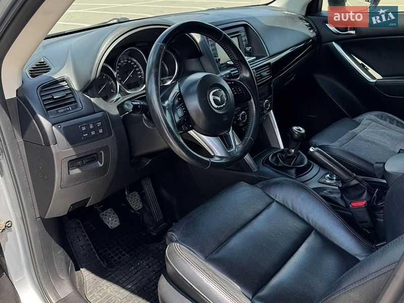 Внедорожник / Кроссовер Mazda CX-5 2012 в Черновцах