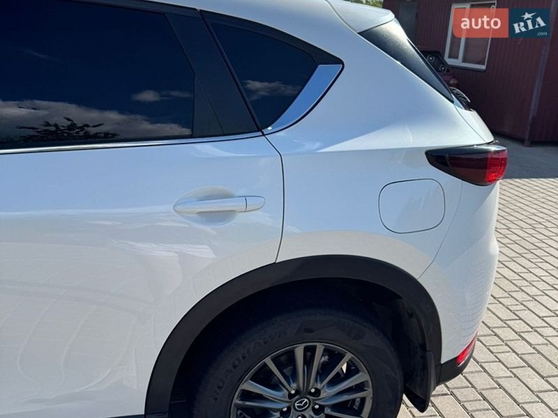 Внедорожник / Кроссовер Mazda CX-5 2017 в Городище