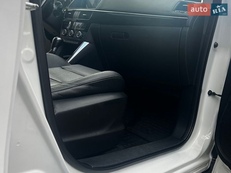 Позашляховик / Кросовер Mazda CX-5 2014 в Києві фото 20 Позашляховик / Кросовер Mazda CX-5 2014 в Києві
