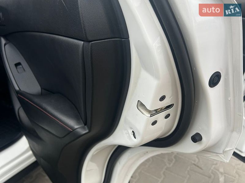 Позашляховик / Кросовер Mazda CX-5 2014 в Києві фото 23 Позашляховик / Кросовер Mazda CX-5 2014 в Києві