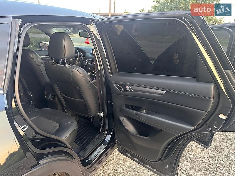 Внедорожник / Кроссовер Mazda CX-5 2019 в Киеве