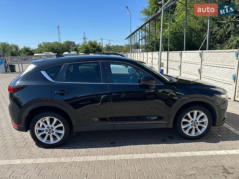 Внедорожник / Кроссовер Mazda CX-5 2018 в Кривом Роге