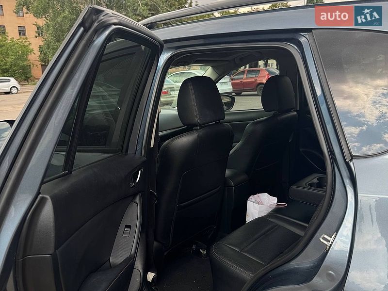 Внедорожник / Кроссовер Mazda CX-5 2015 в Кривом Роге