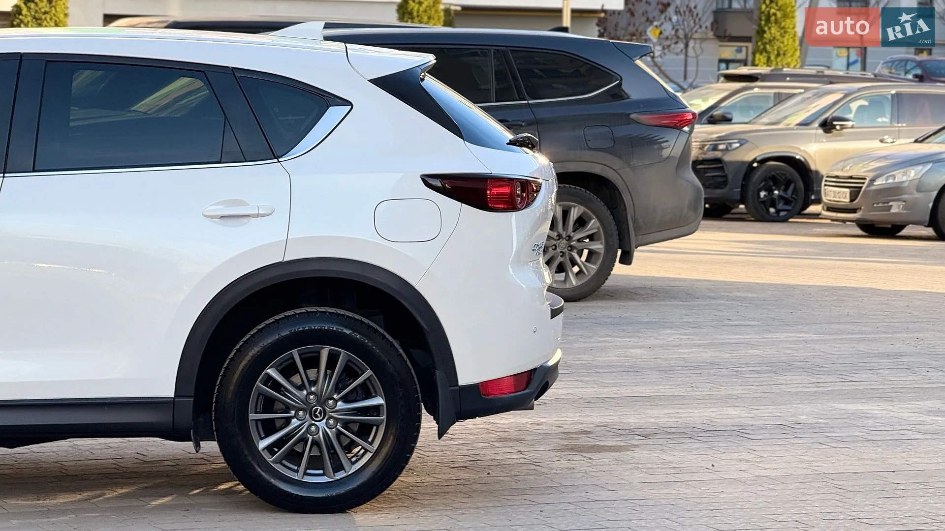 2017 Mazda CX-5 - мініатюра 22